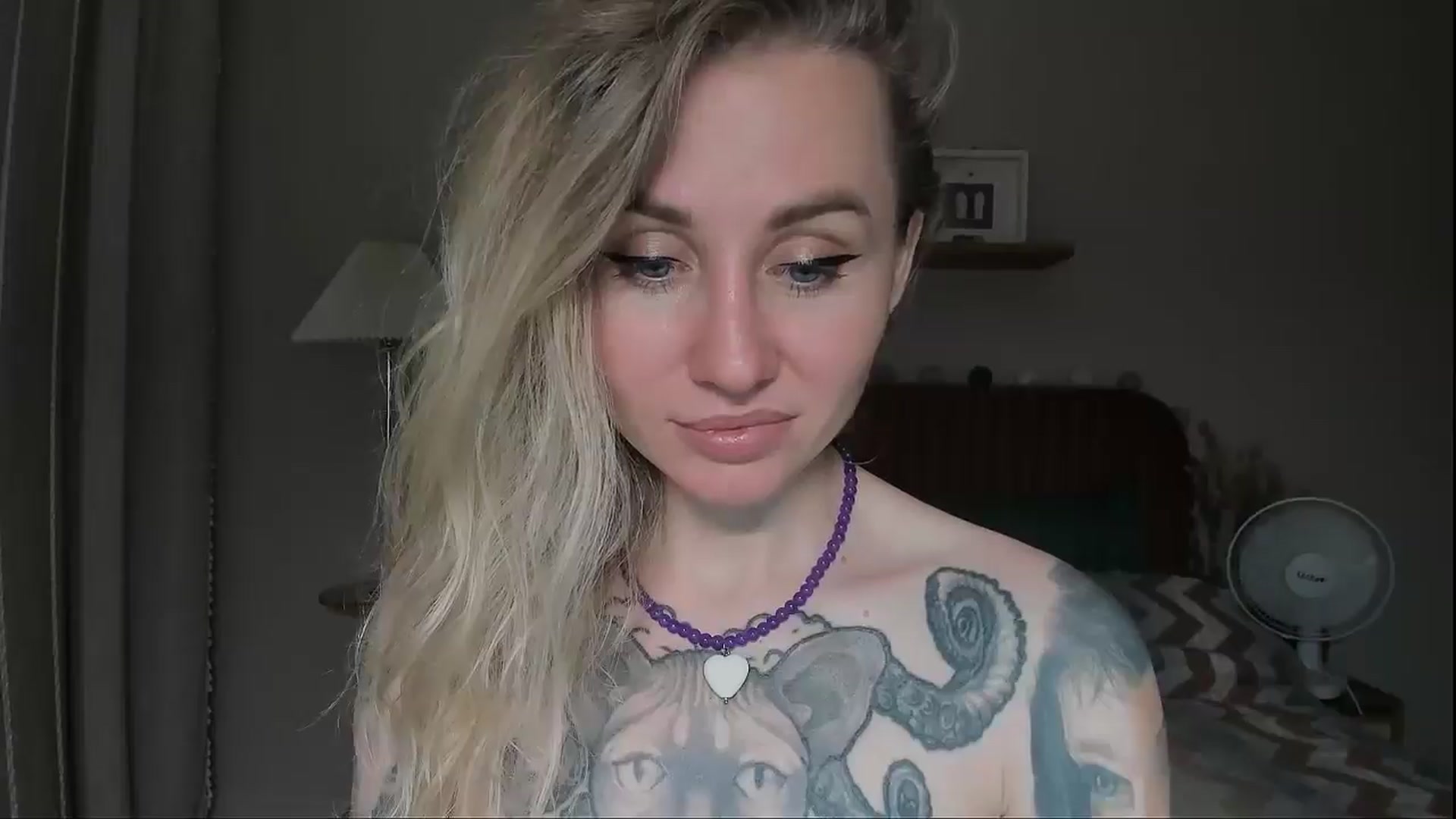 Gallery image thumbnail from Alexa_Smithhh's myfreecams stream on, 07/29/2025, 19:01 image 7 of 20
