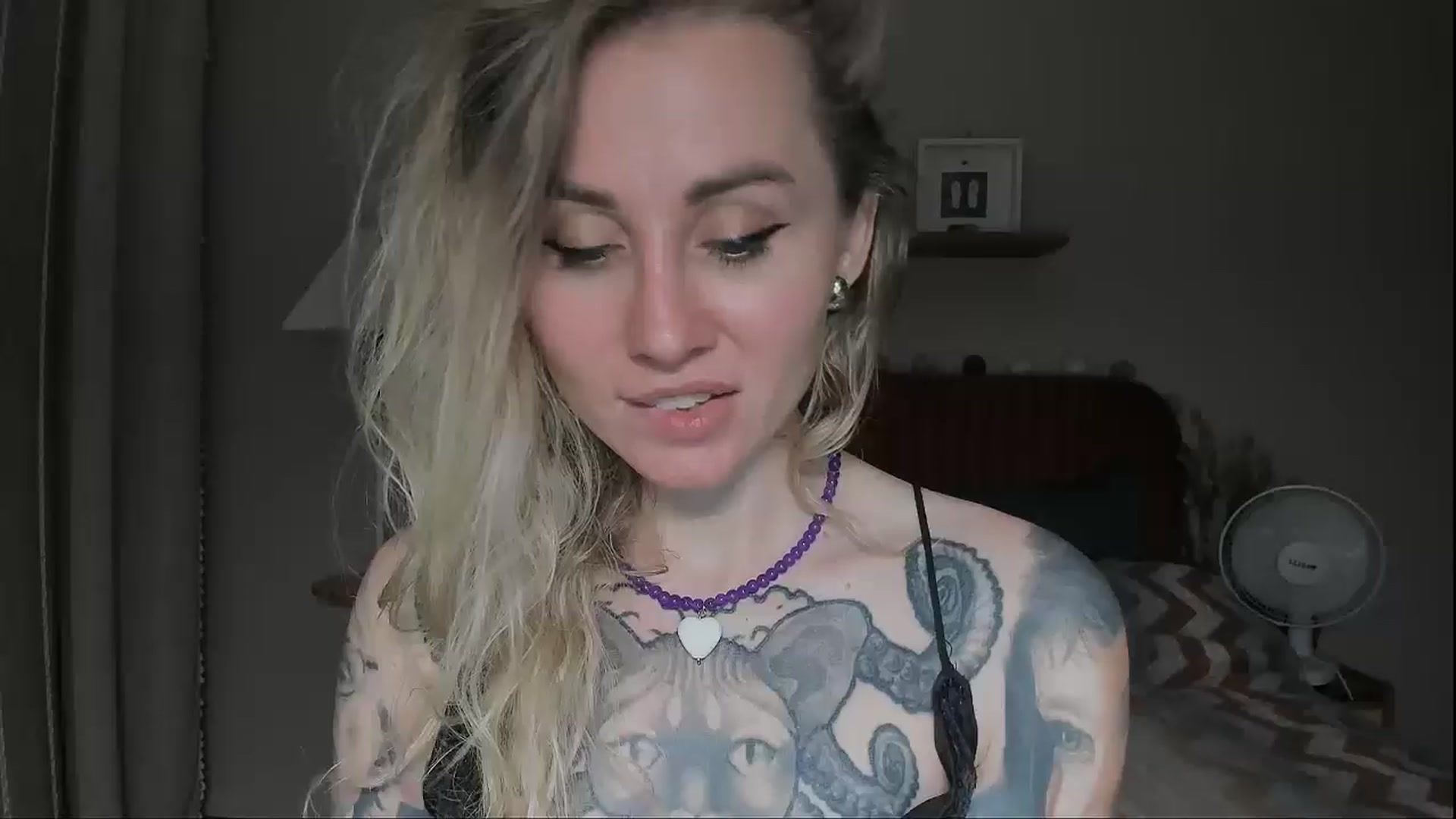 Gallery image thumbnail from Alexa_Smithhh's myfreecams stream on, 07/29/2025, 19:01 image 20 of 20