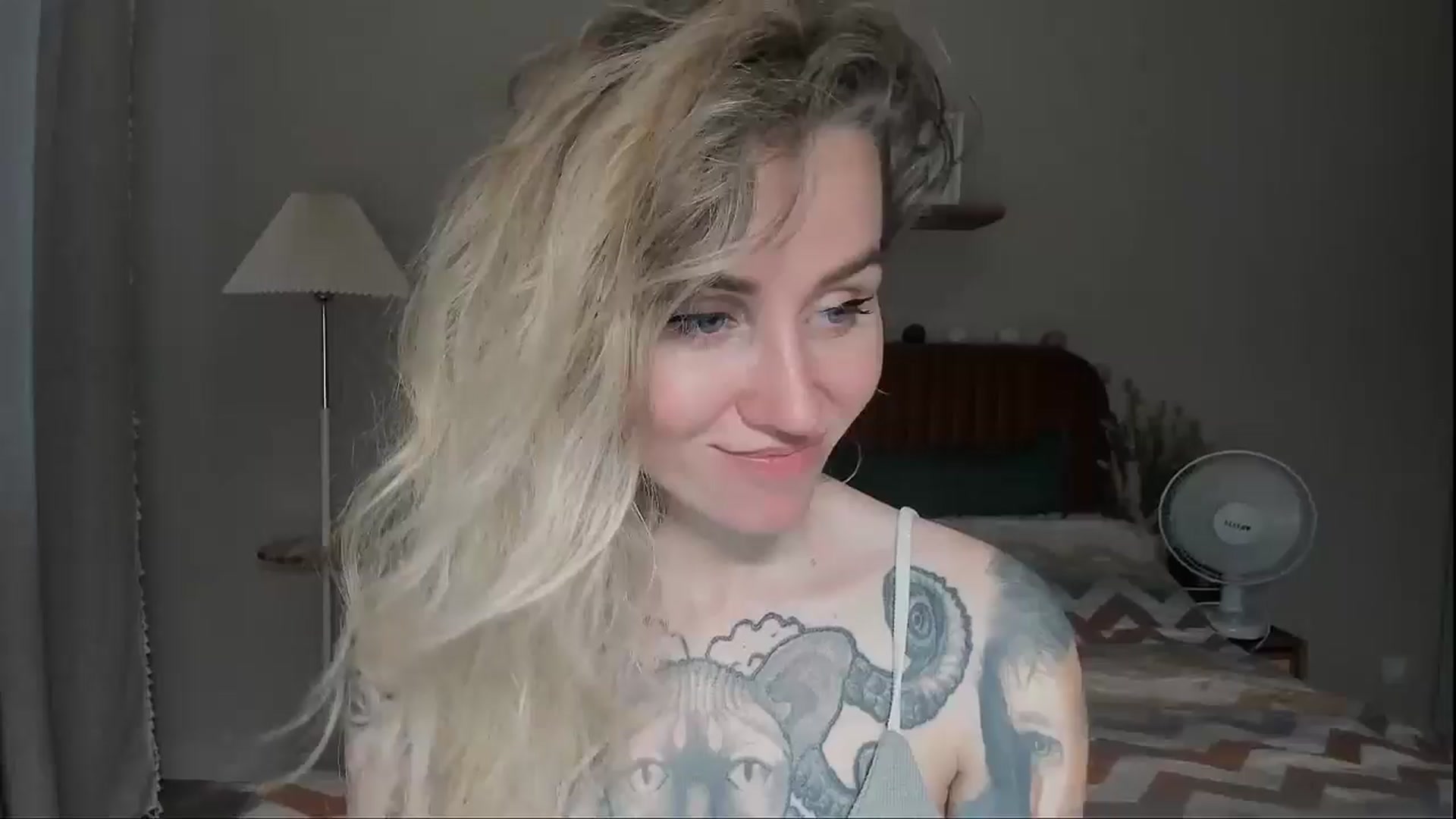Gallery image thumbnail from Alexa_Smithhh's myfreecams stream on, 07/31/2025, 18:46 image 15 of 20