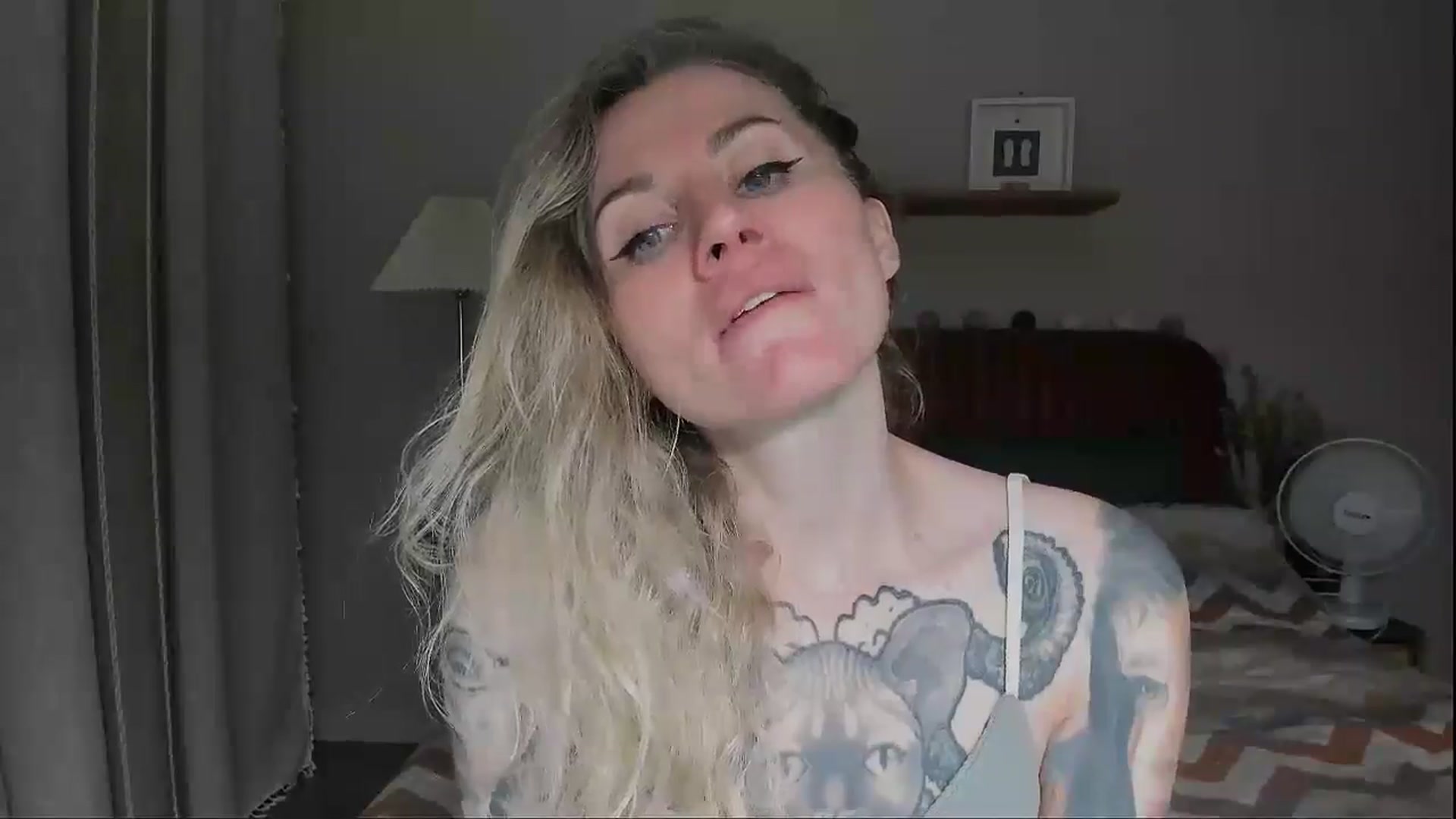 Gallery image thumbnail from Alexa_Smithhh's myfreecams stream on, 07/31/2025, 21:16 image 17 of 20