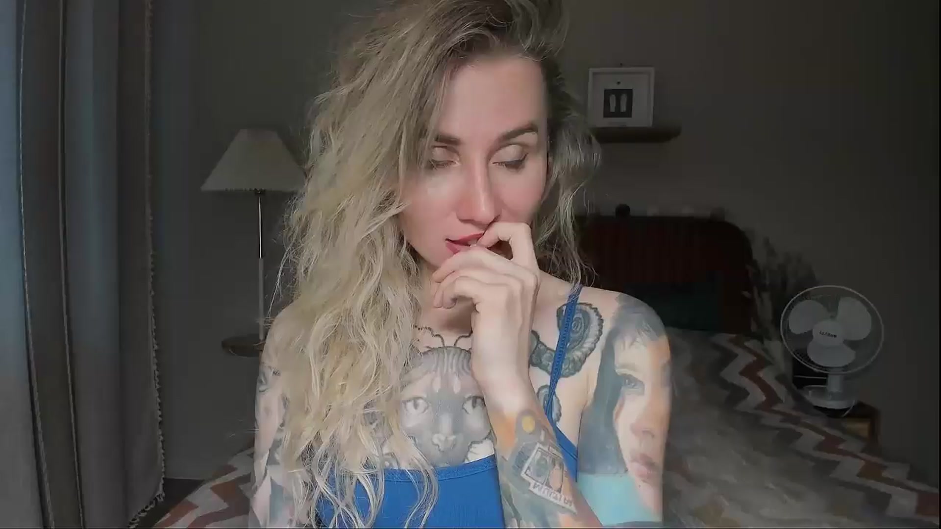 Gallery image thumbnail from Alexa_Smithhh's myfreecams stream on, 08/01/2025, 18:01 image 5 of 20