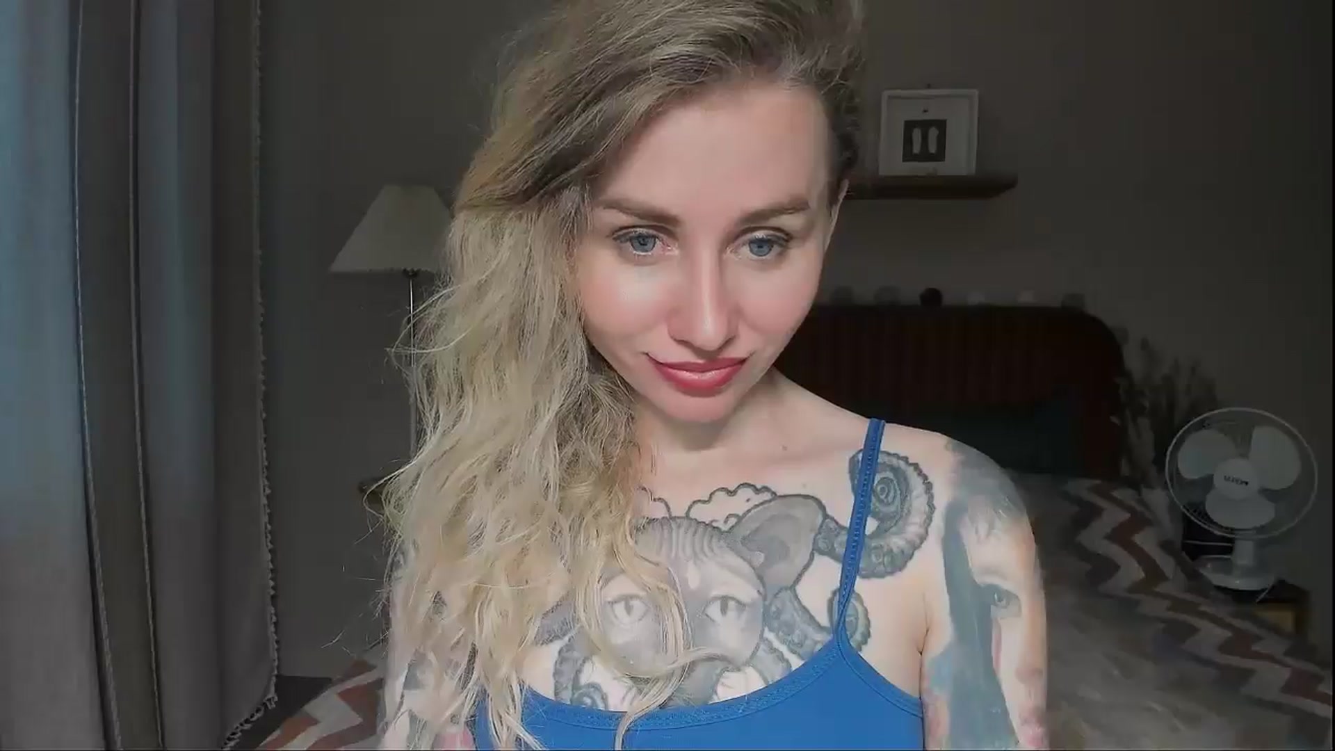 Gallery image thumbnail from Alexa_Smithhh's myfreecams stream on, 08/01/2025, 18:01 image 14 of 20