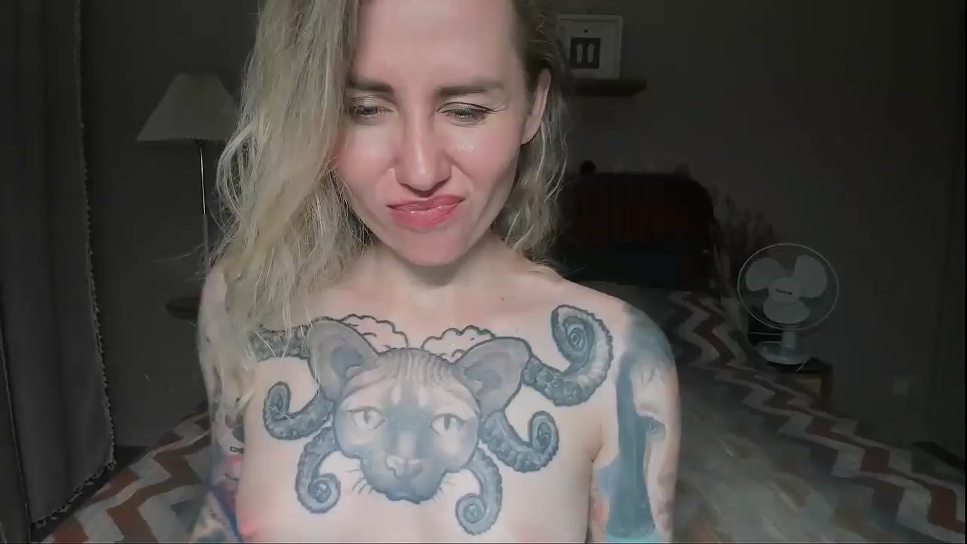 Gallery image thumbnail from Alexa_Smithhh's myfreecams stream on, 08/01/2025, 20:22 image 4 of 20