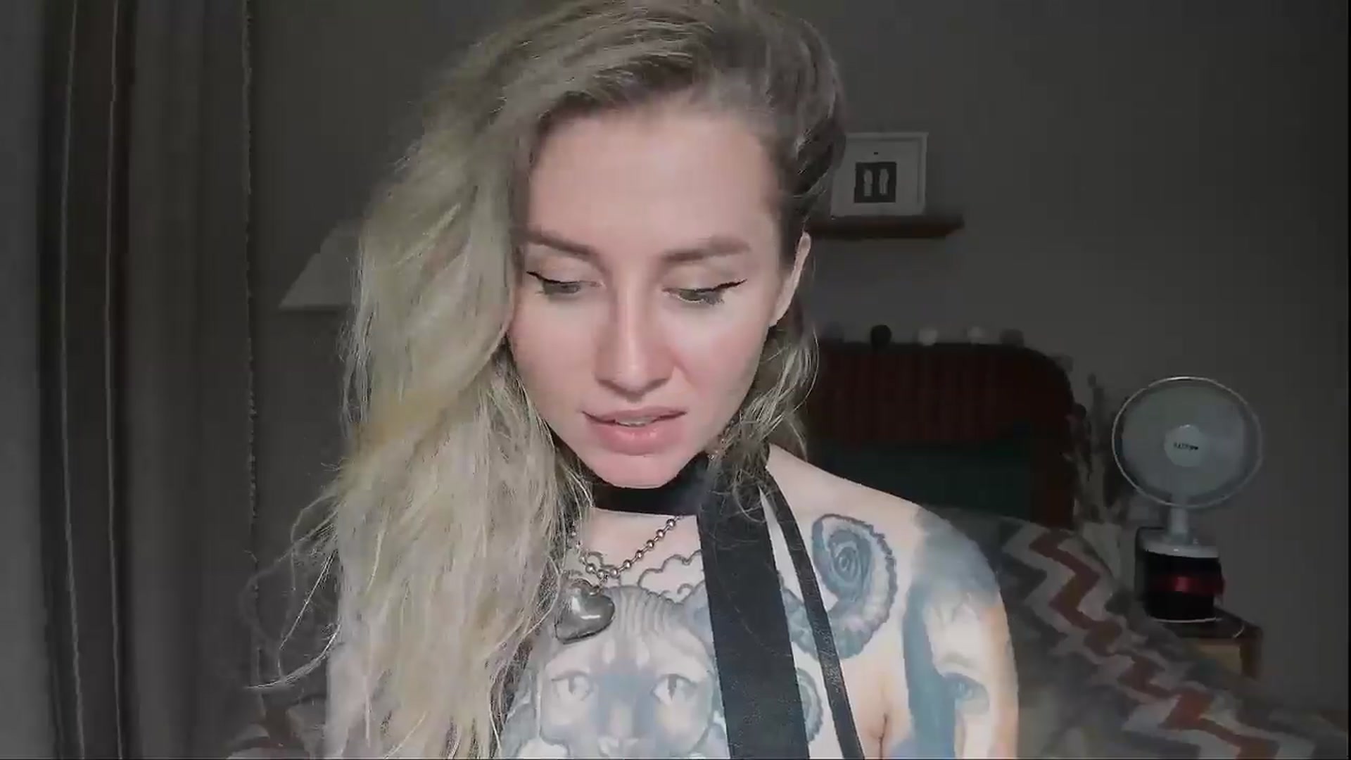 Gallery image thumbnail from Alexa_Smithhh's myfreecams stream on, 08/05/2025, 21:13 image 14 of 20