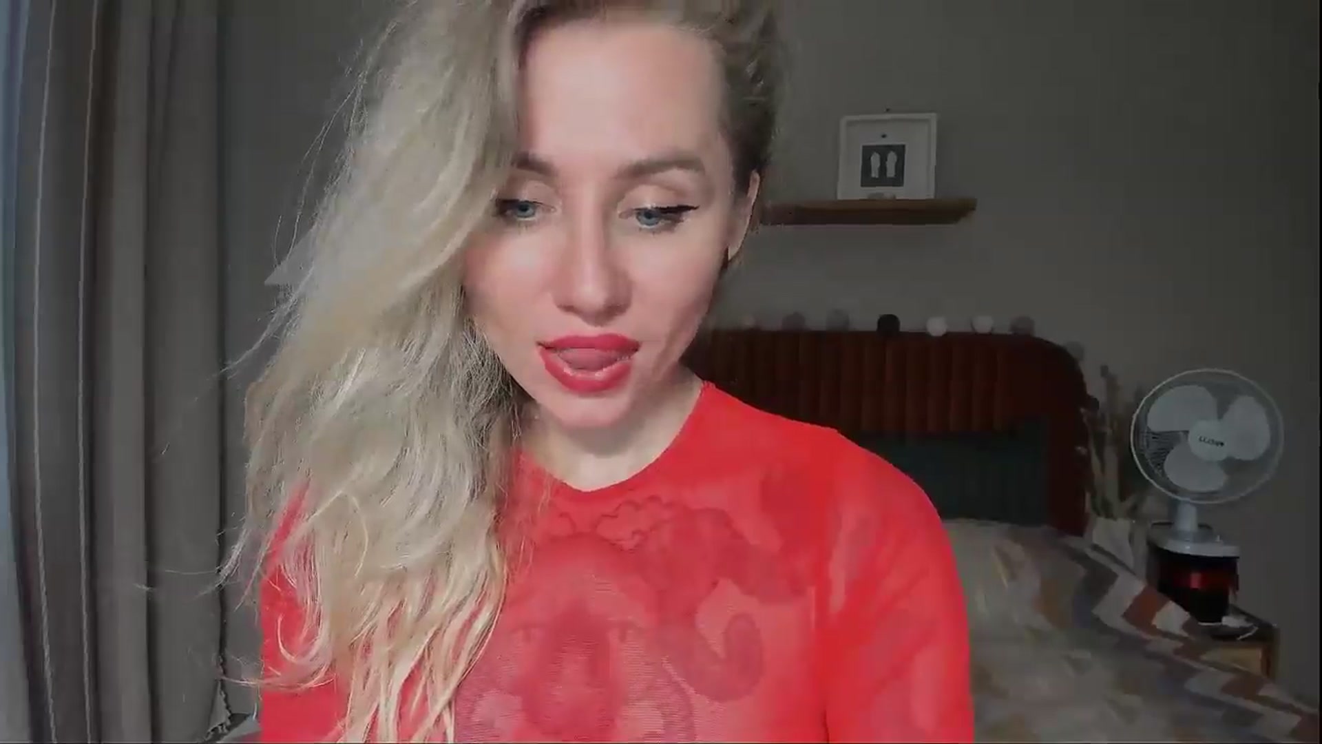 Gallery image thumbnail from Alexa_Smithhh's myfreecams stream on, 08/06/2025, 19:22 image 5 of 20