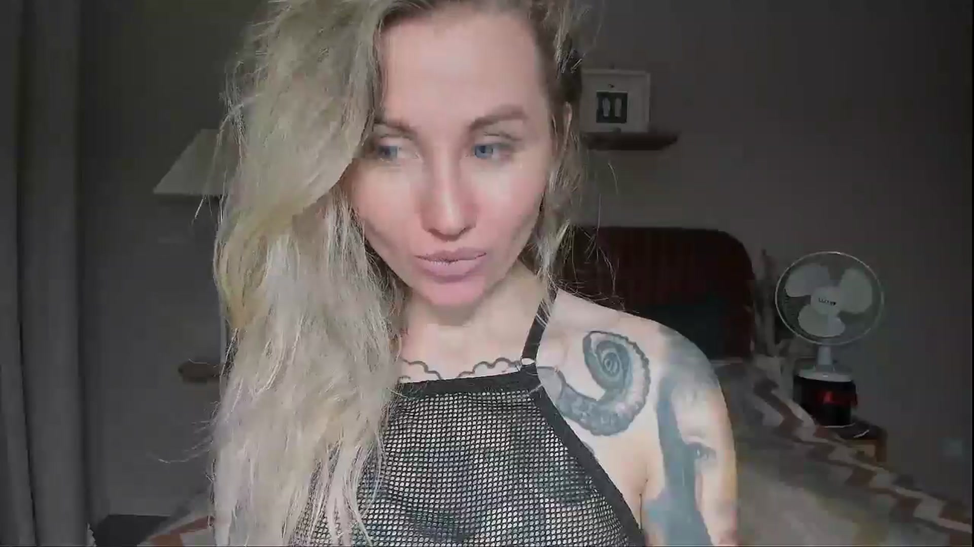 Gallery image thumbnail from Alexa_Smithhh's myfreecams stream on, 08/08/2025, 20:24 image 19 of 20
