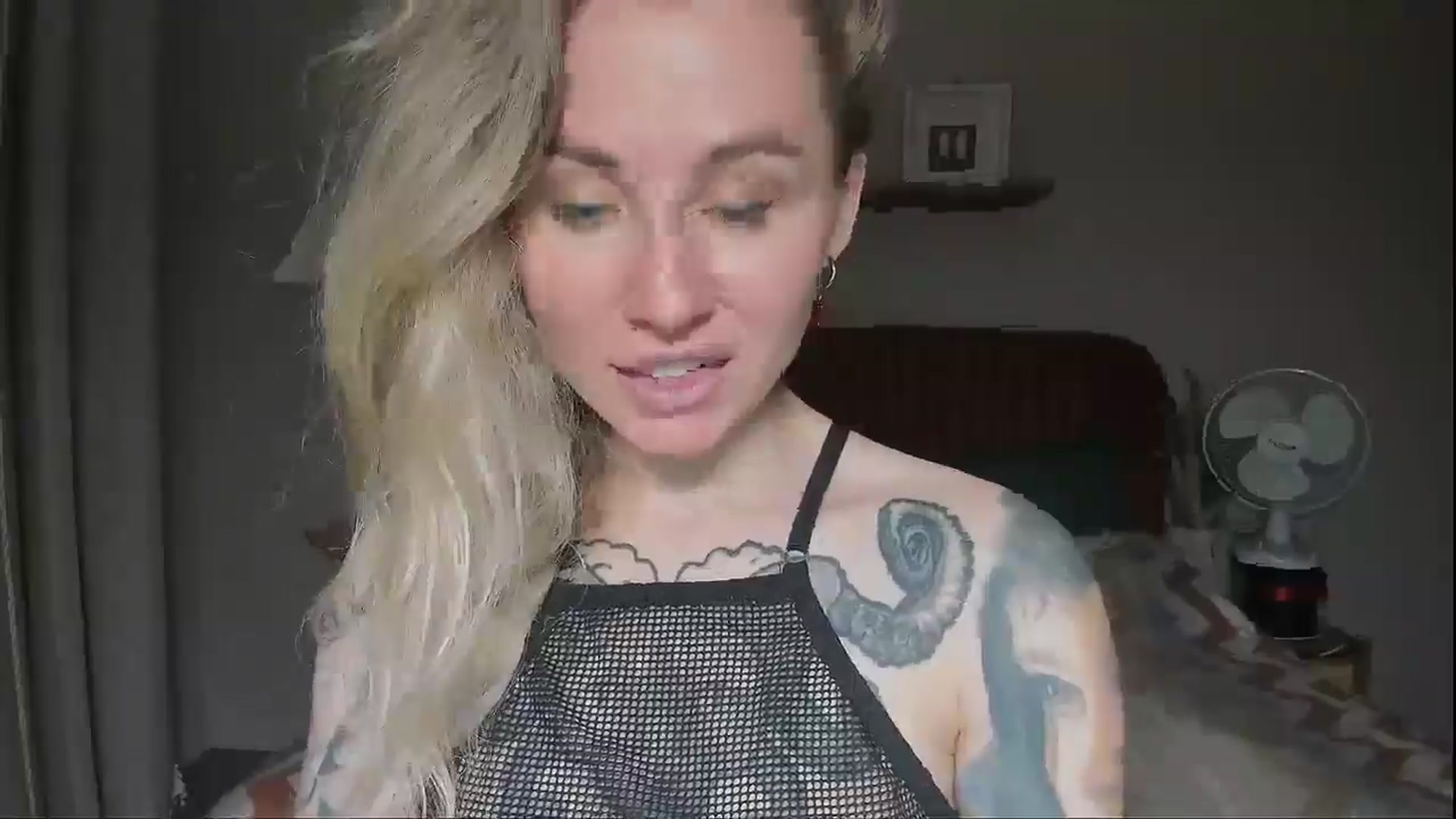 Gallery image thumbnail from Alexa_Smithhh's myfreecams stream on, 08/08/2025, 20:24 image 16 of 20