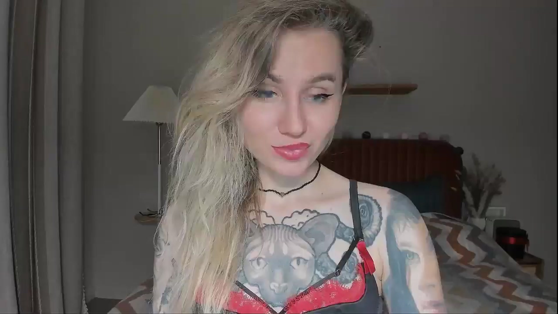 Gallery image thumbnail from Alexa_Smithhh's myfreecams stream on, 08/10/2025, 19:01 image 10 of 20