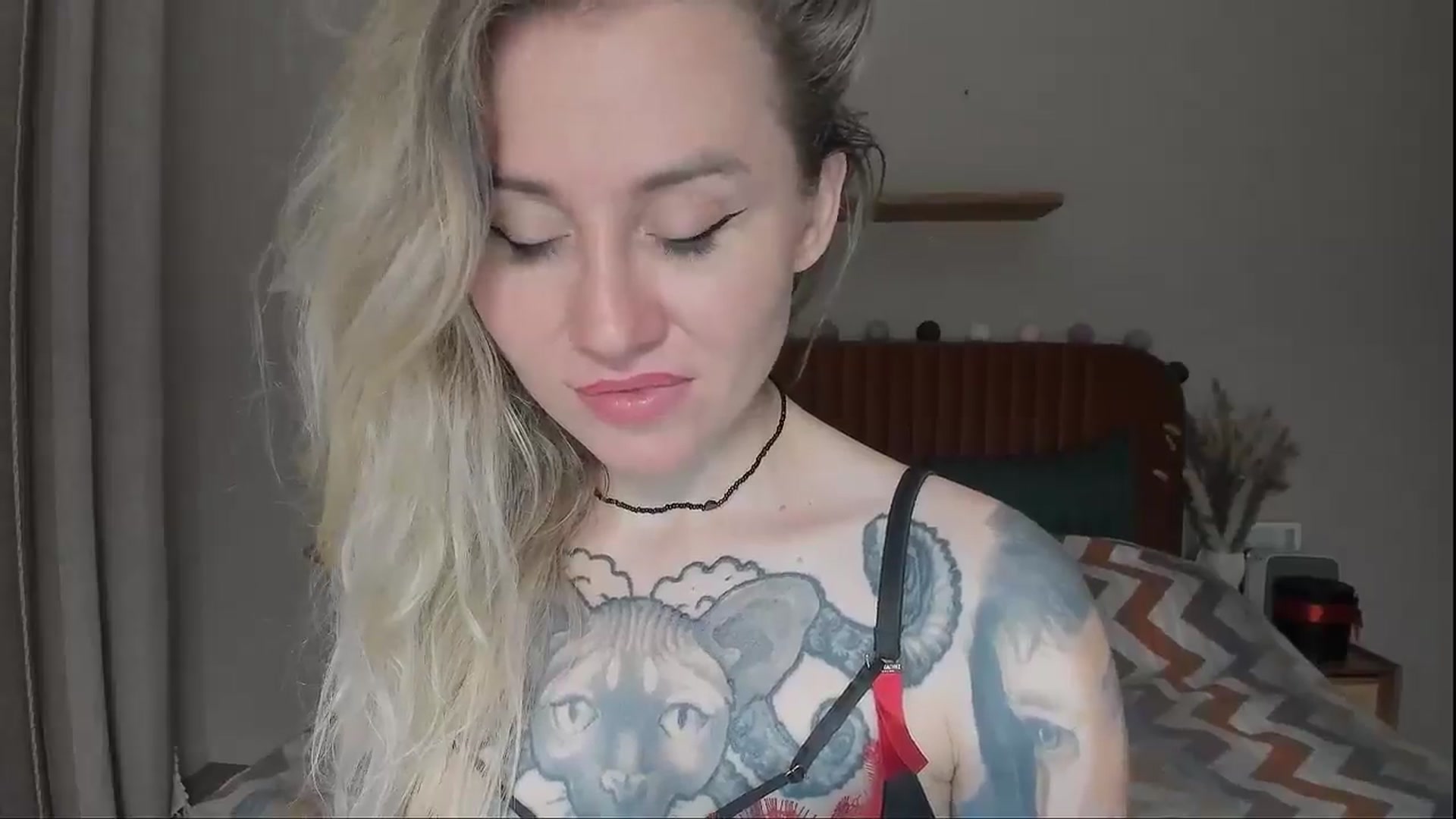 Gallery image thumbnail from Alexa_Smithhh's myfreecams stream on, 08/10/2025, 21:56 image 10 of 20