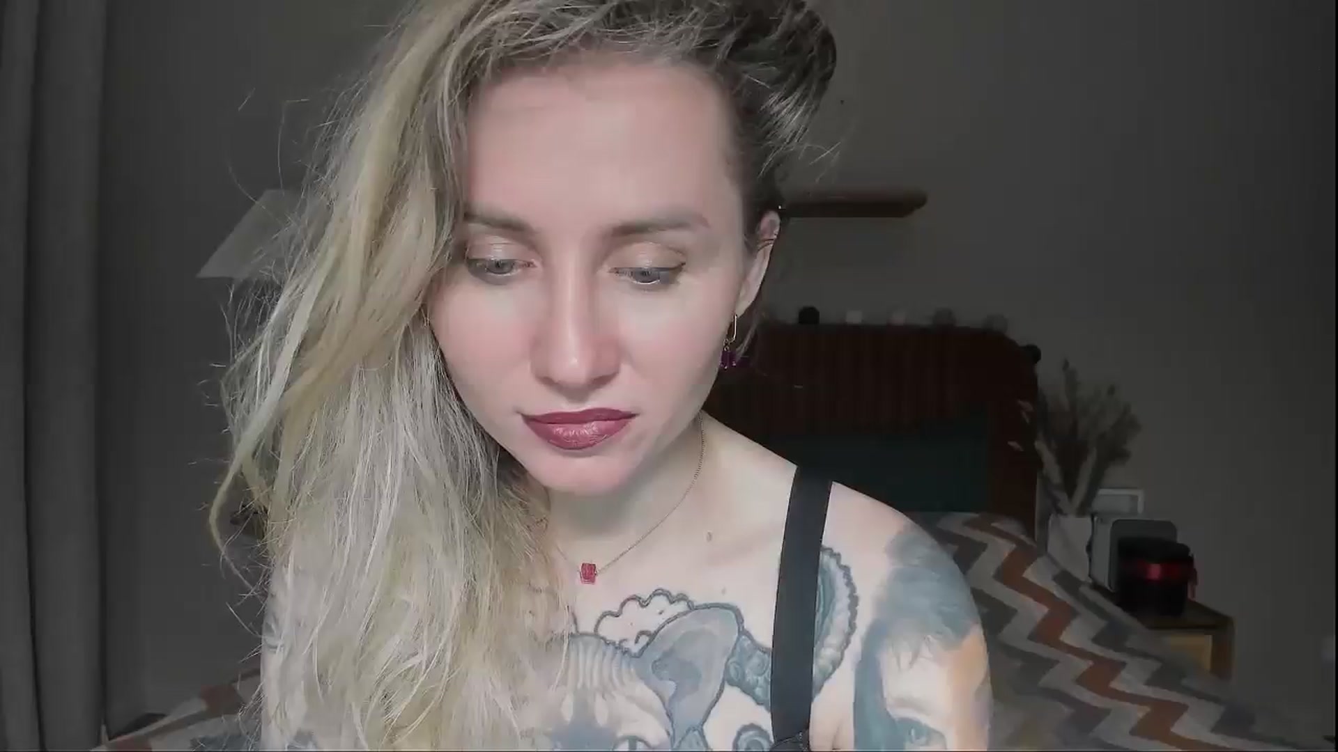 Gallery image thumbnail from Alexa_Smithhh's myfreecams stream on, 08/11/2025, 21:30 image 2 of 20