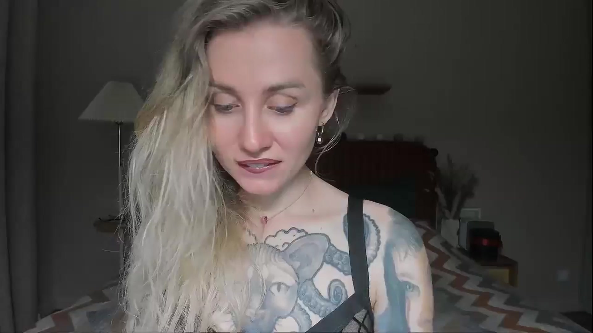 Gallery image thumbnail from Alexa_Smithhh's myfreecams stream on, 08/11/2025, 21:30 image 18 of 20