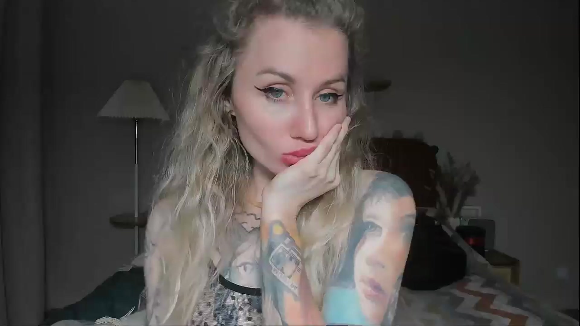 Gallery image thumbnail from Alexa_Smithhh's myfreecams stream on, 08/14/2025, 20:40 image 7 of 20