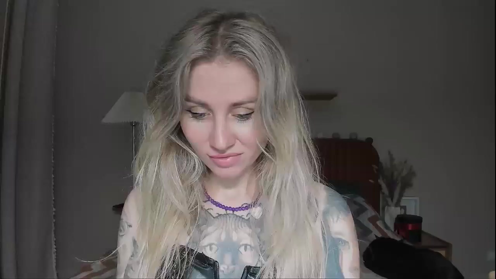 Gallery image thumbnail from Alexa_Smithhh's myfreecams stream on, 08/17/2025, 19:28 image 19 of 20