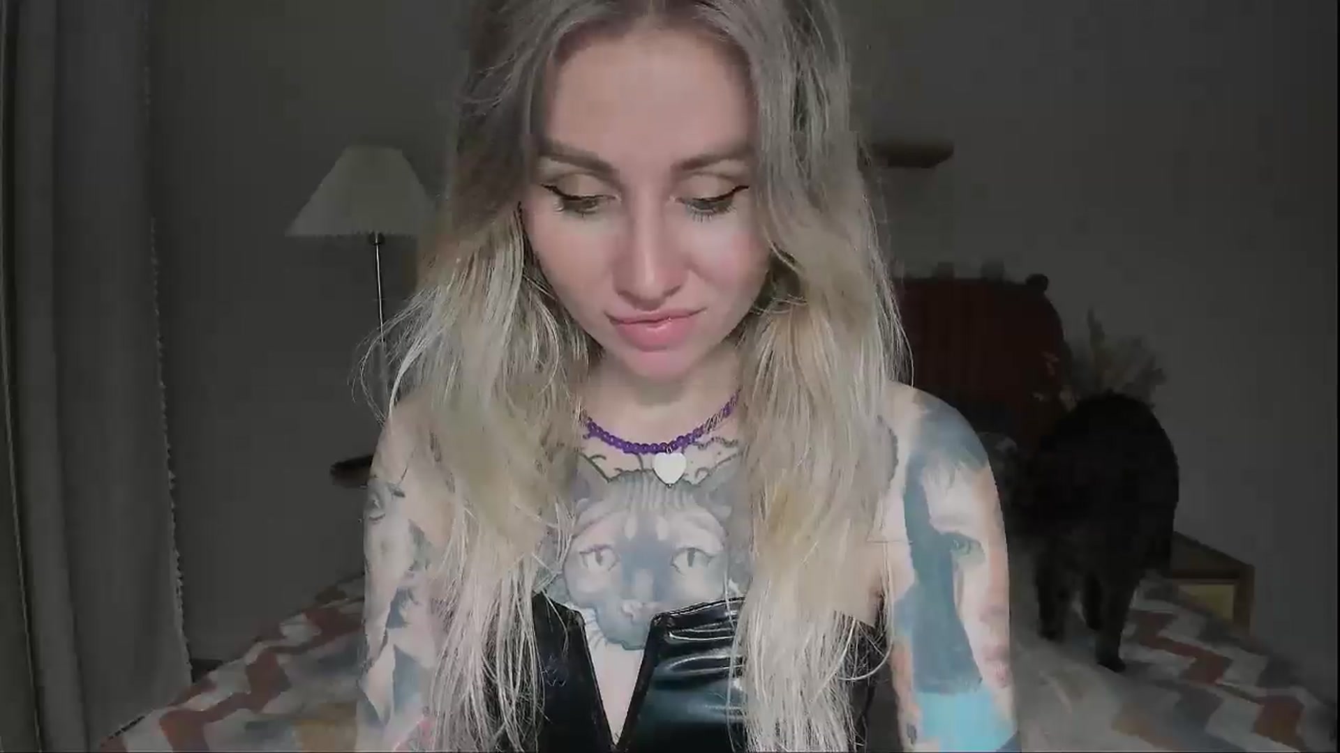 Gallery image thumbnail from Alexa_Smithhh's myfreecams stream on, 08/17/2025, 19:28 image 14 of 20