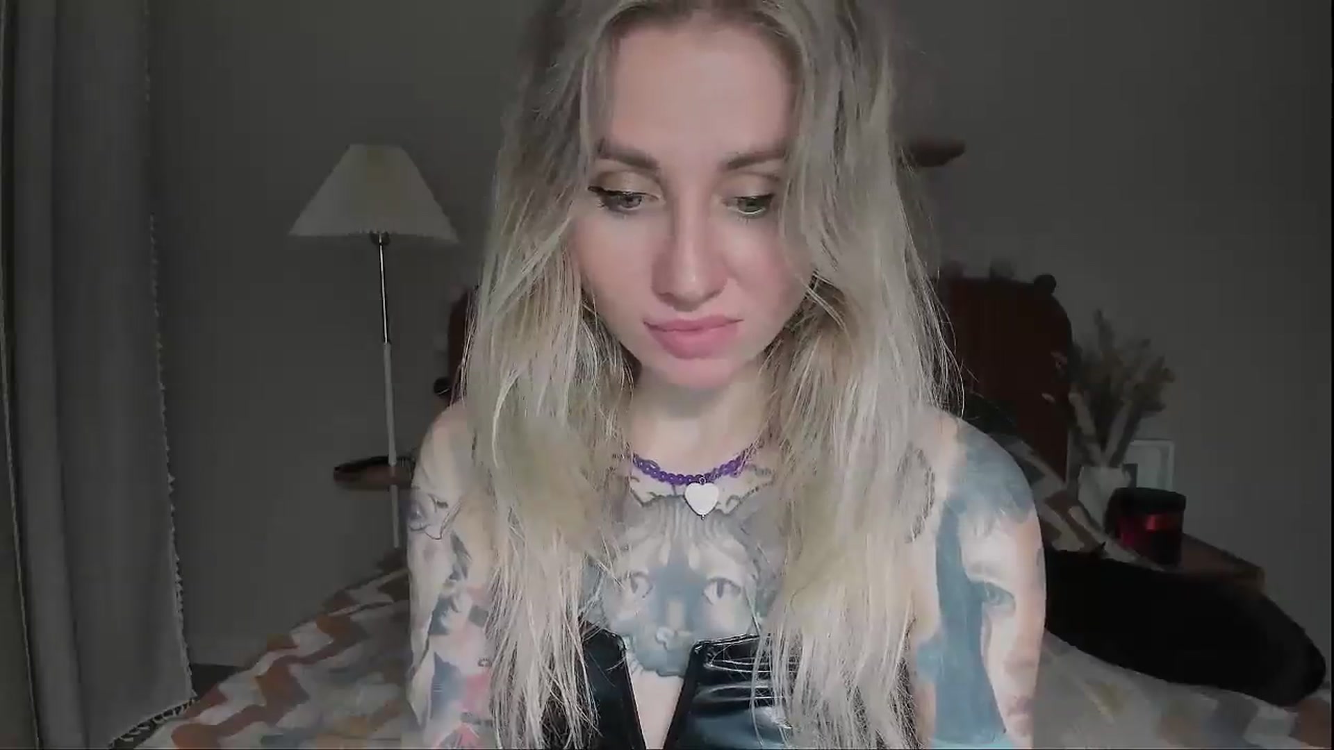 Gallery image thumbnail from Alexa_Smithhh's myfreecams stream on, 08/17/2025, 19:28 image 16 of 20