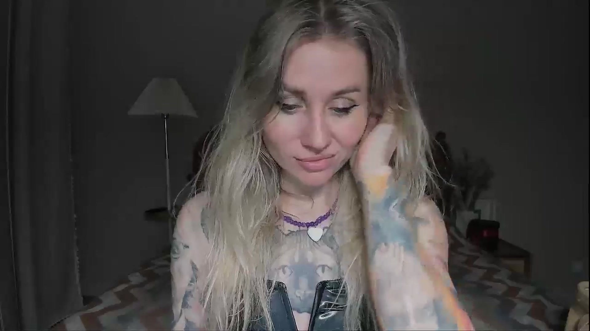 Gallery image thumbnail from Alexa_Smithhh's myfreecams stream on, 08/17/2025, 20:33 image 6 of 20