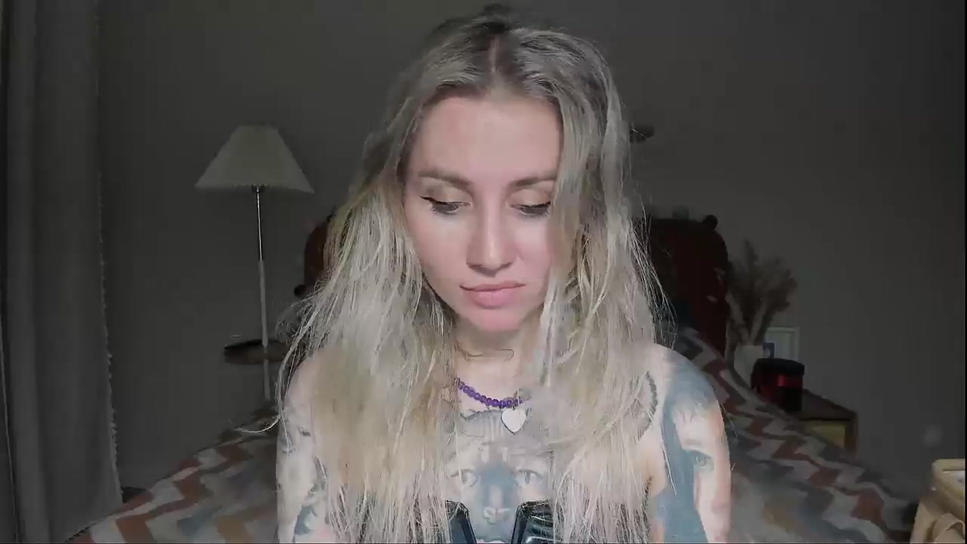 Gallery image thumbnail from Alexa_Smithhh's myfreecams stream on, 08/17/2025, 20:33 image 19 of 20