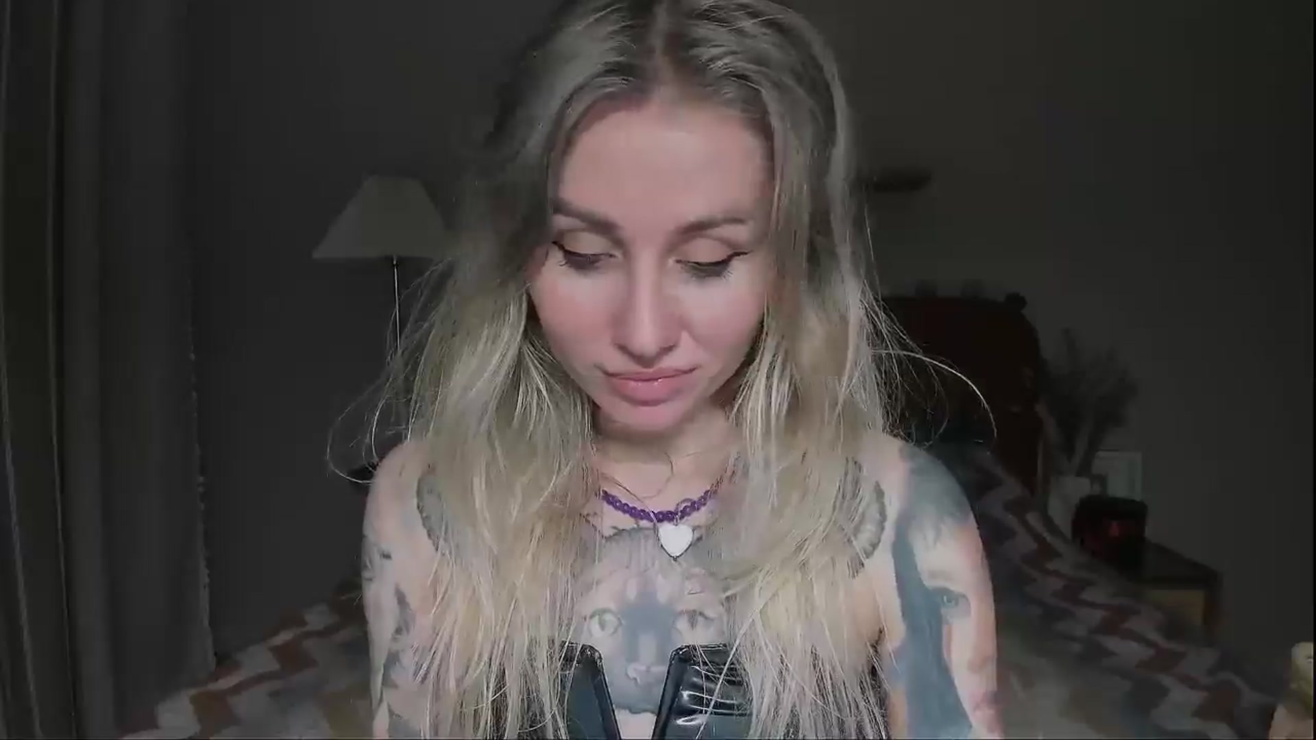 Gallery image thumbnail from Alexa_Smithhh's myfreecams stream on, 08/17/2025, 20:33 image 5 of 20