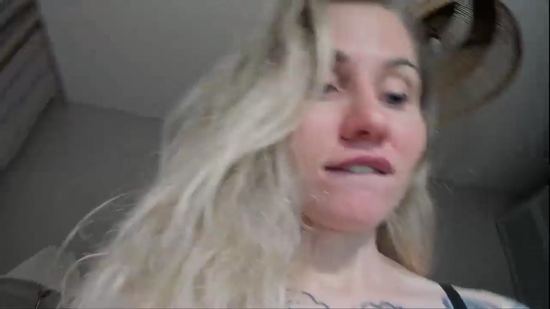 Gallery image thumbnail from Alexa_Smithhh's myfreecams stream on, 08/22/2025, 20:52 image 2 of 20