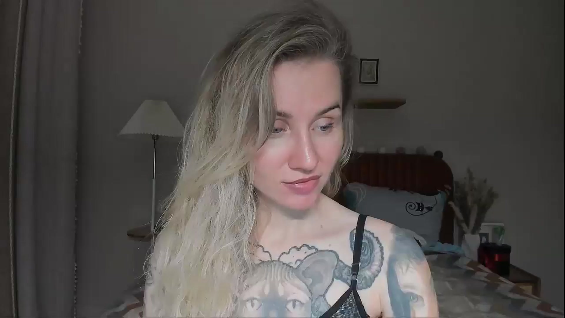 Gallery image thumbnail from Alexa_Smithhh's myfreecams stream on, 08/22/2025, 20:52 image 15 of 20