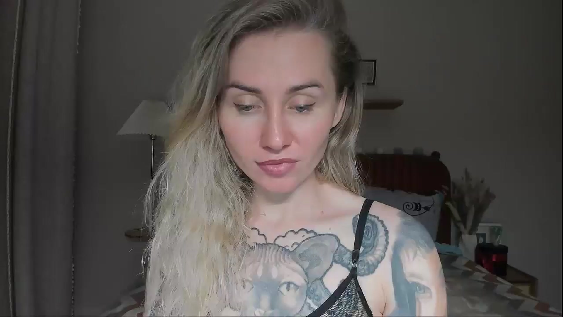 Gallery image thumbnail from Alexa_Smithhh's myfreecams stream on, 08/22/2025, 20:52 image 7 of 20