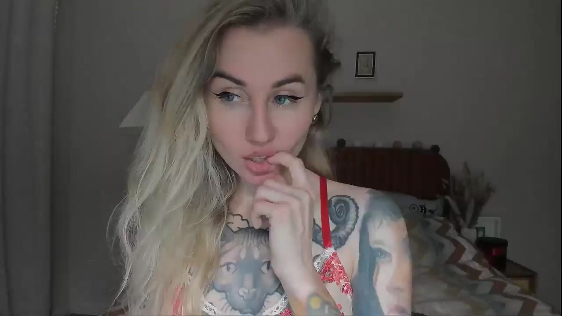 Gallery image thumbnail from Alexa_Smithhh's myfreecams stream on, 08/24/2025, 21:10 image 5 of 20
