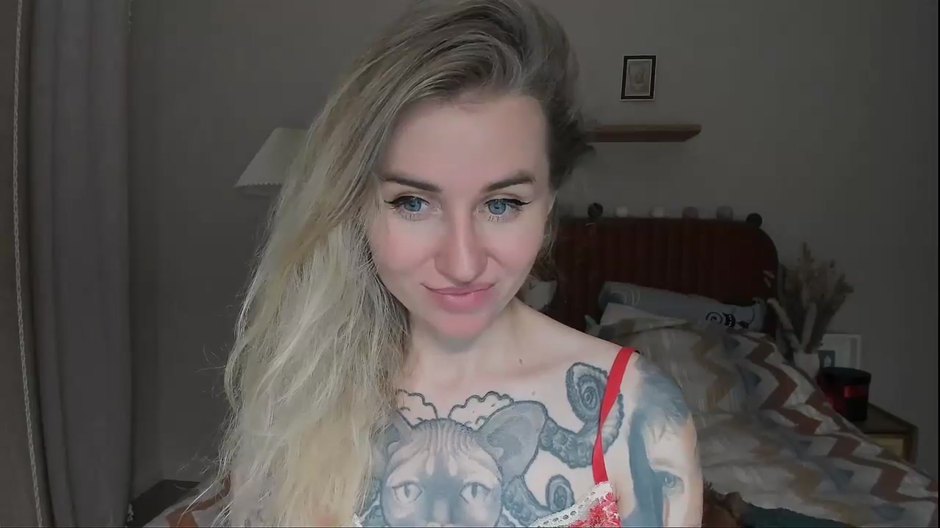 Gallery image thumbnail from Alexa_Smithhh's myfreecams stream on, 08/24/2025, 21:10 image 19 of 20