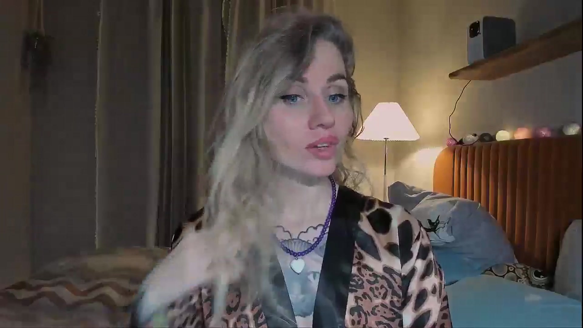 Gallery image thumbnail from Alexa_Smithhh's myfreecams stream on, 08/28/2025, 20:44 image 17 of 20