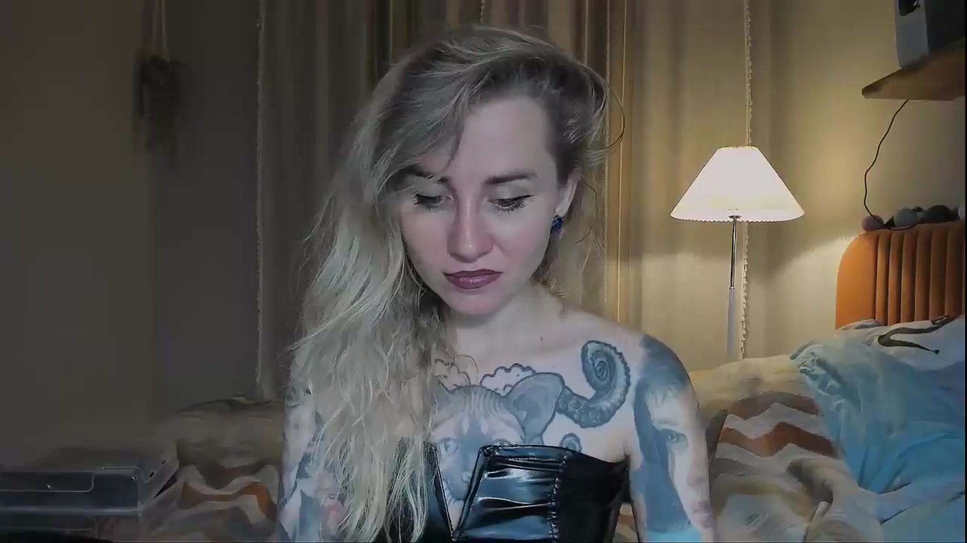 Gallery image thumbnail from Alexa_Smithhh's myfreecams stream on, 08/31/2025, 20:56 image 16 of 20