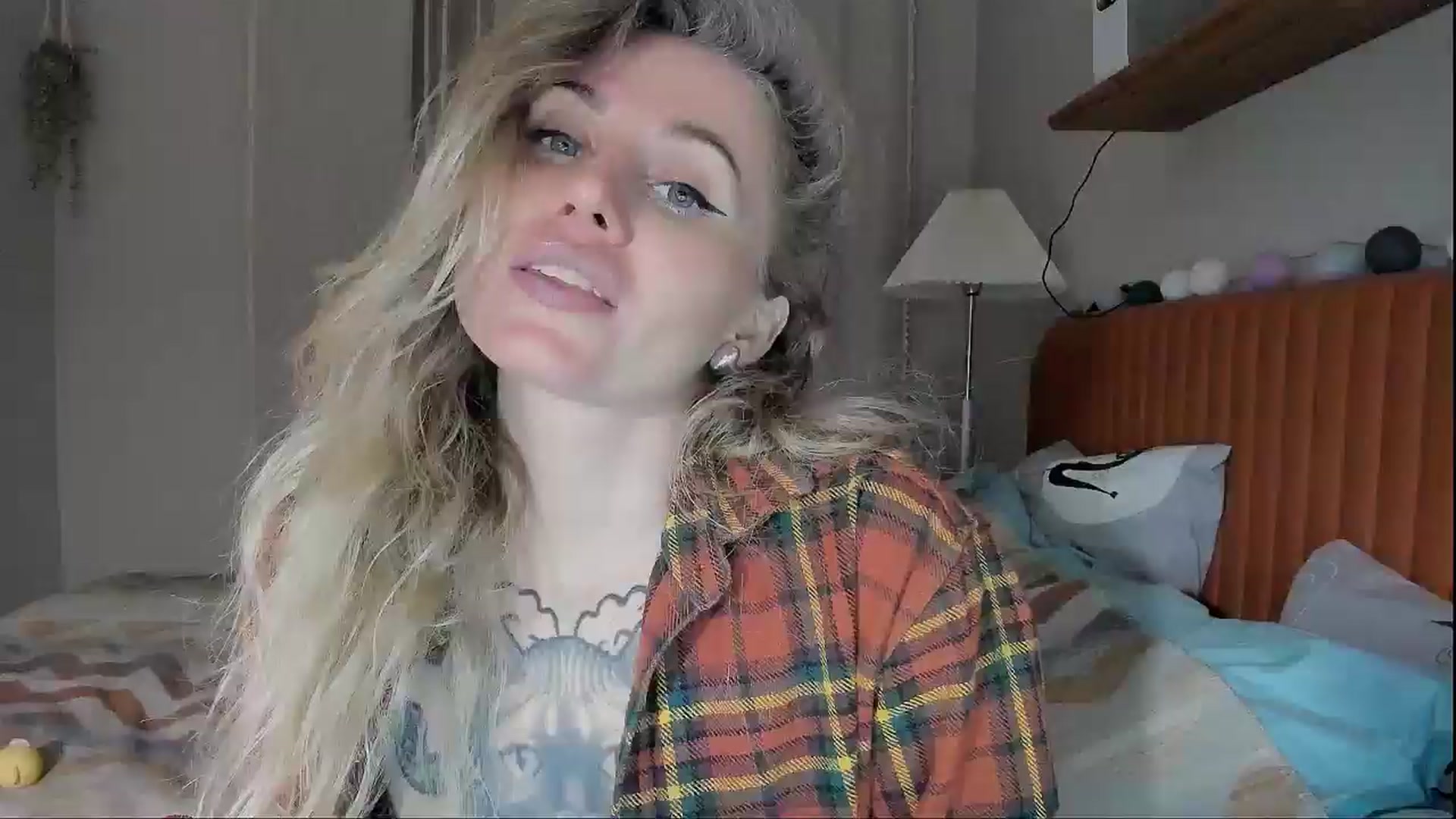 Gallery image thumbnail from Alexa_Smithhh's myfreecams stream on, 09/02/2025, 20:20 image 4 of 20