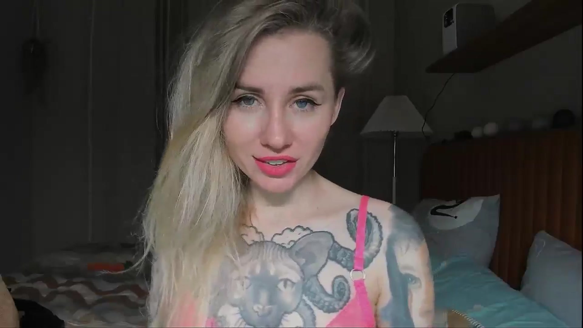 Gallery image thumbnail from Alexa_Smithhh's myfreecams stream on, 09/04/2025, 17:34 image 7 of 20