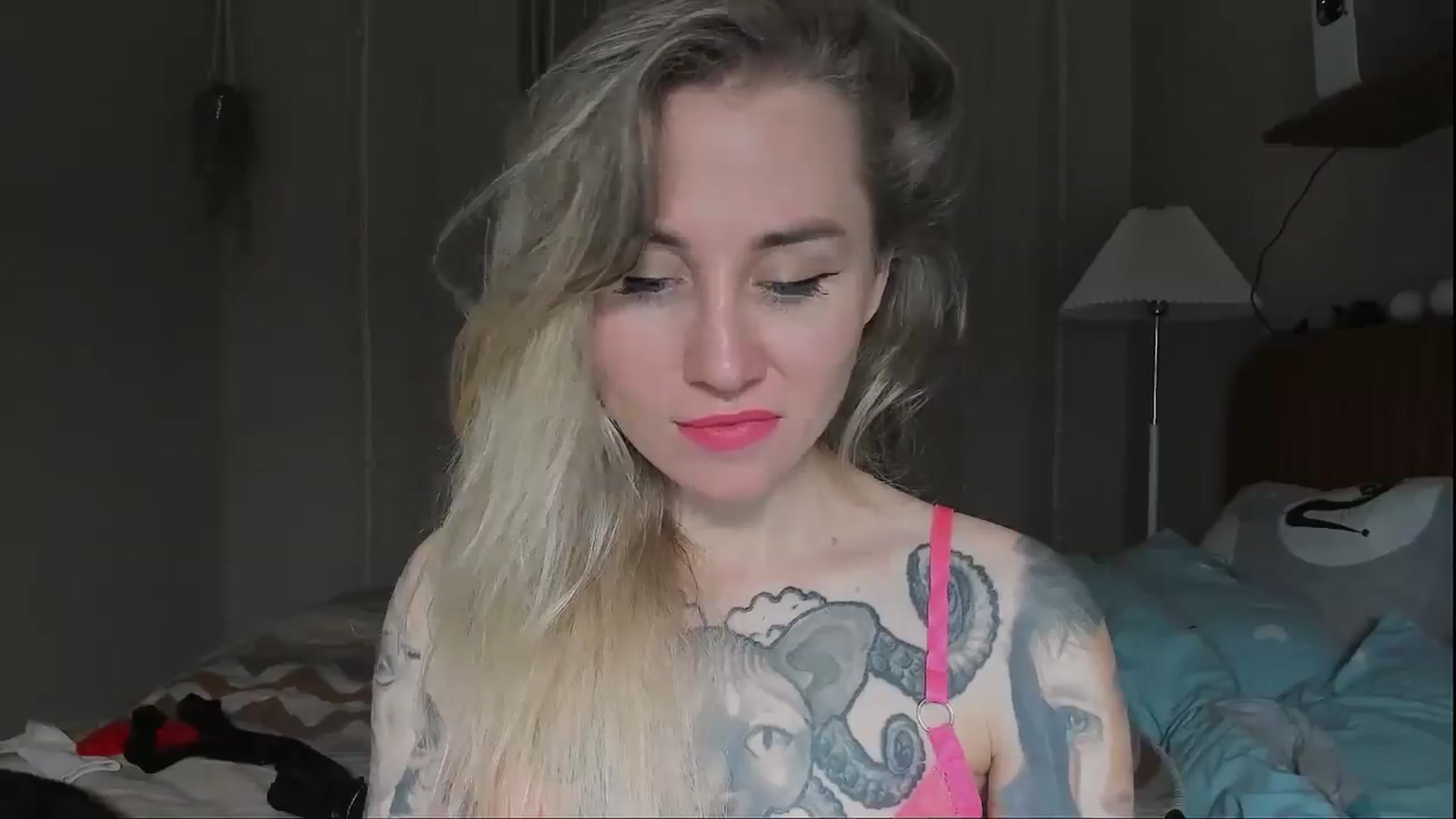 Gallery image thumbnail from Alexa_Smithhh's myfreecams stream on, 09/04/2025, 20:37 image 6 of 20
