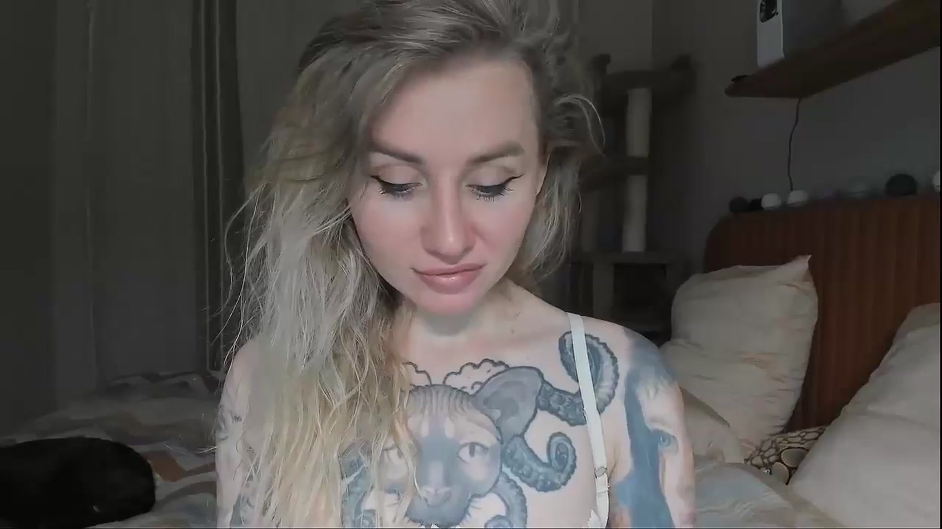 Gallery image thumbnail from Alexa_Smithhh's myfreecams stream on, 09/15/2025, 19:53 image 10 of 20