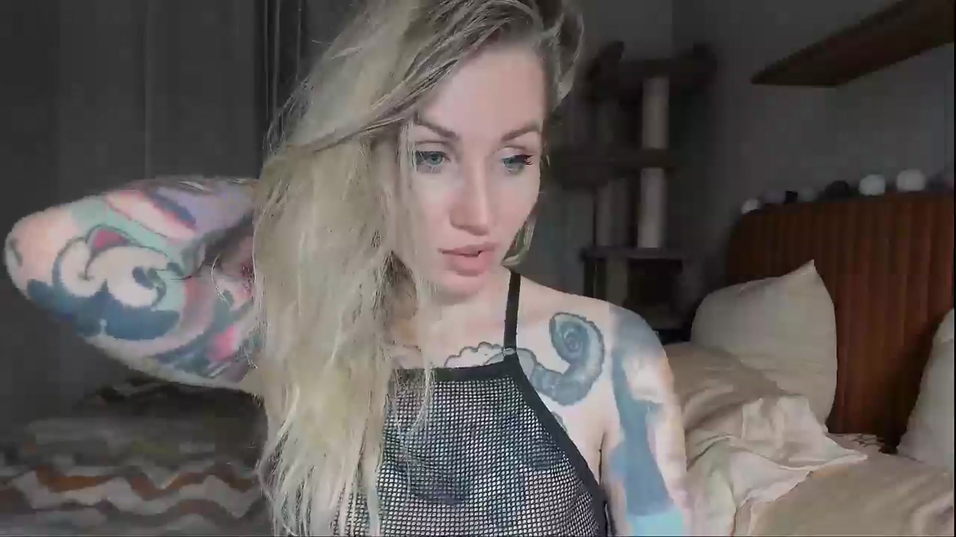 Gallery image thumbnail from Alexa_Smithhh's myfreecams stream on, 09/17/2025, 20:52 image 13 of 20