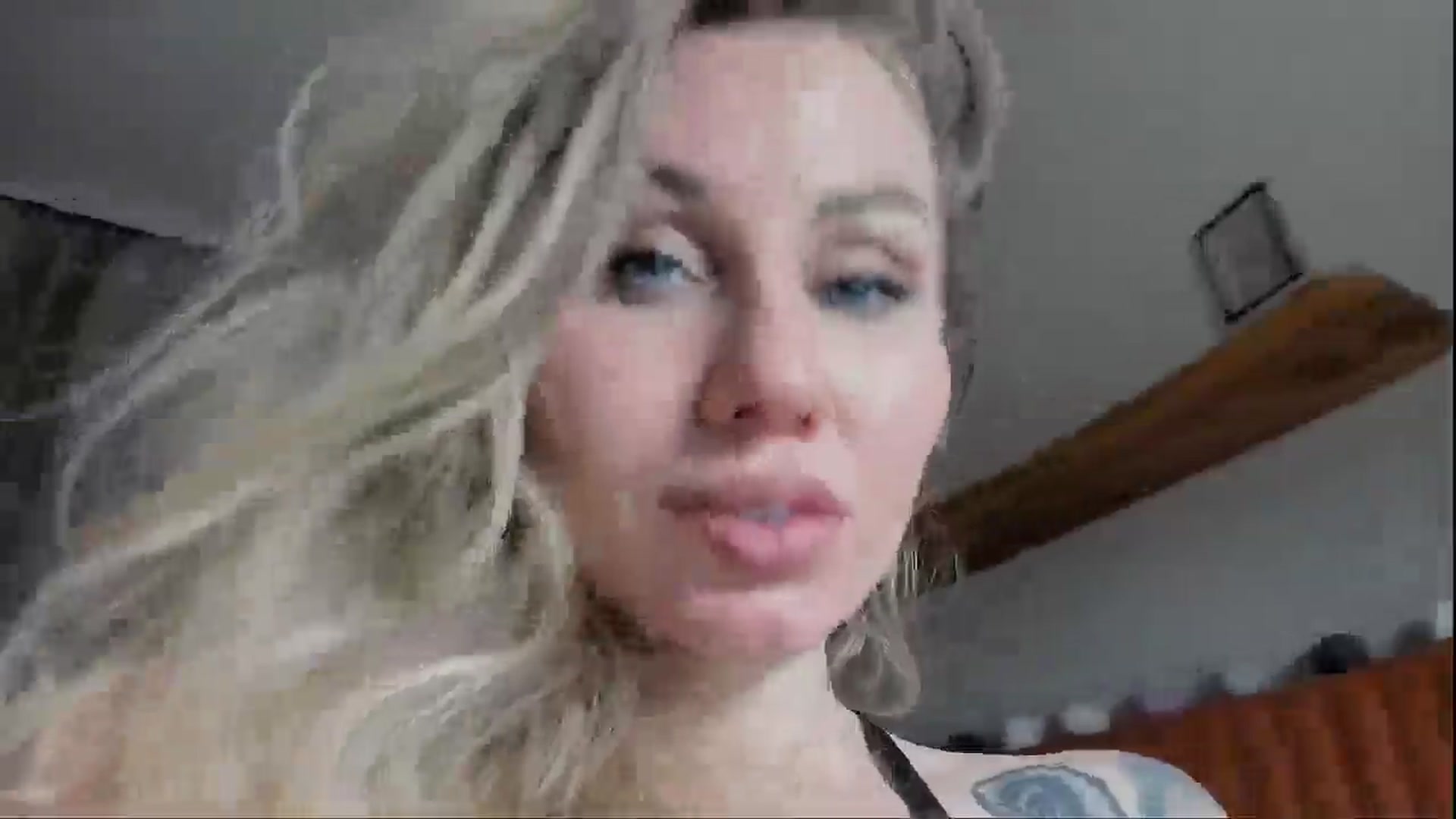 Gallery image thumbnail from Alexa_Smithhh's myfreecams stream on, 09/17/2025, 20:52 image 7 of 20