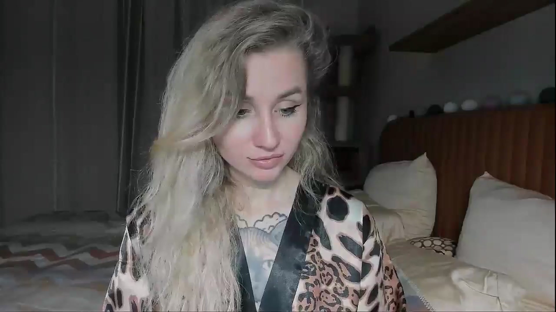 Gallery image thumbnail from Alexa_Smithhh's myfreecams stream on, 09/18/2025, 18:41 image 19 of 20
