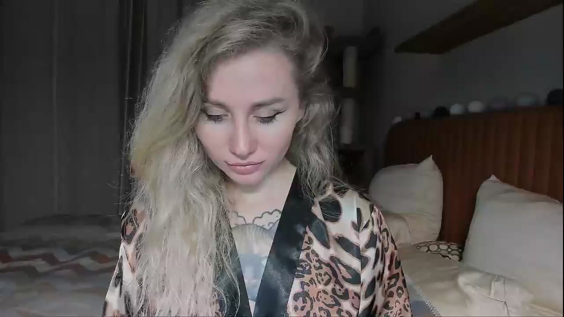 Gallery image thumbnail from Alexa_Smithhh's myfreecams stream on, 09/18/2025, 18:41 image 15 of 20