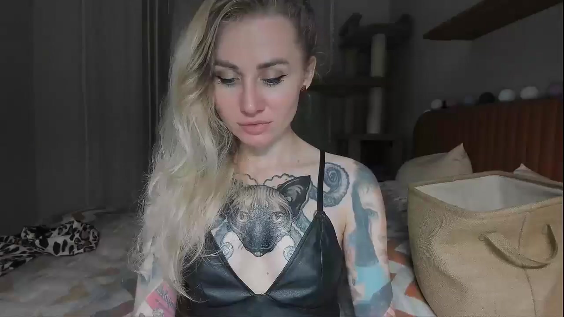 Gallery image thumbnail from Alexa_Smithhh's myfreecams stream on, 09/20/2025, 17:35 image 7 of 20