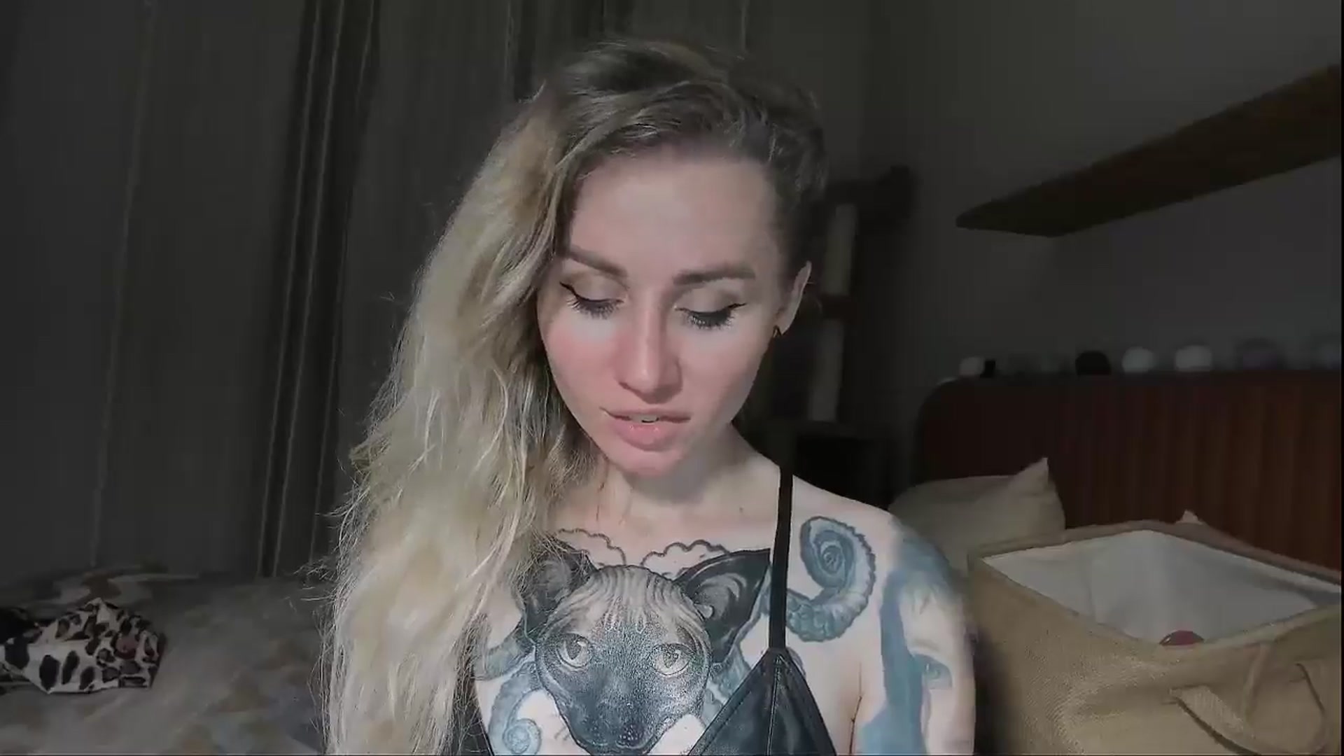 Gallery image thumbnail from Alexa_Smithhh's myfreecams stream on, 09/20/2025, 18:11 image 12 of 20