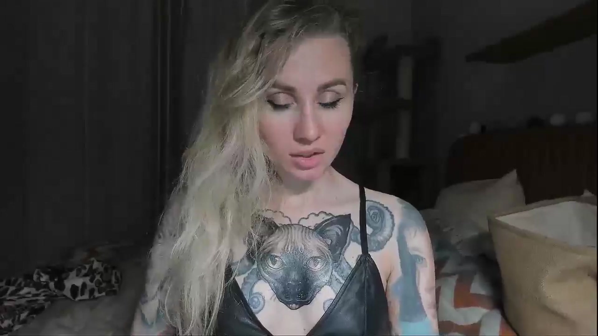 Gallery image thumbnail from Alexa_Smithhh's myfreecams stream on, 09/20/2025, 18:11 image 3 of 20