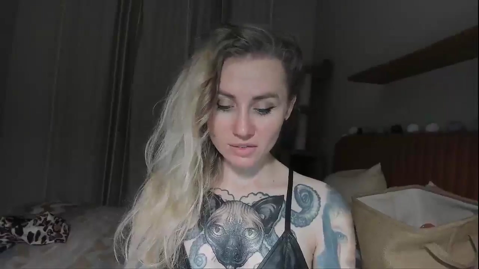 Gallery image thumbnail from Alexa_Smithhh's myfreecams stream on, 09/20/2025, 18:11 image 19 of 20