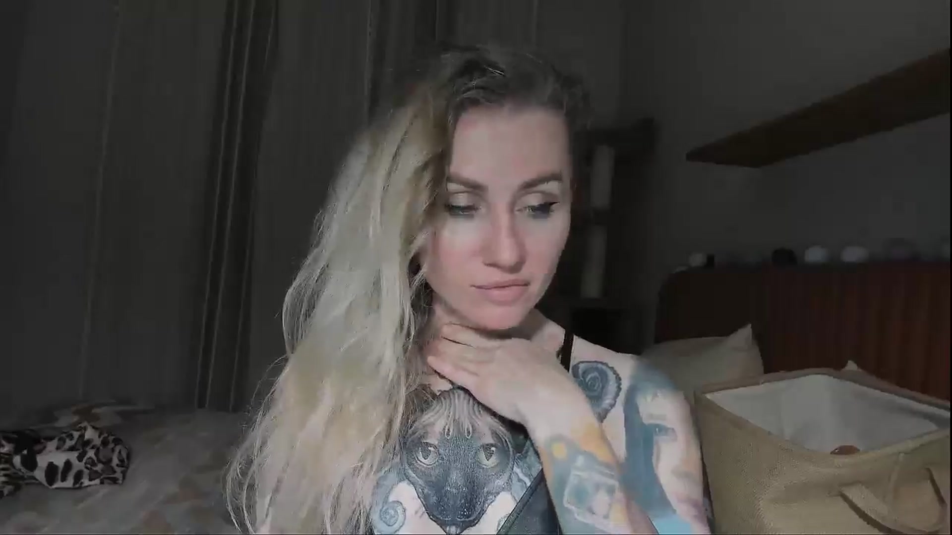 Gallery image thumbnail from Alexa_Smithhh's myfreecams stream on, 09/20/2025, 18:11 image 18 of 20