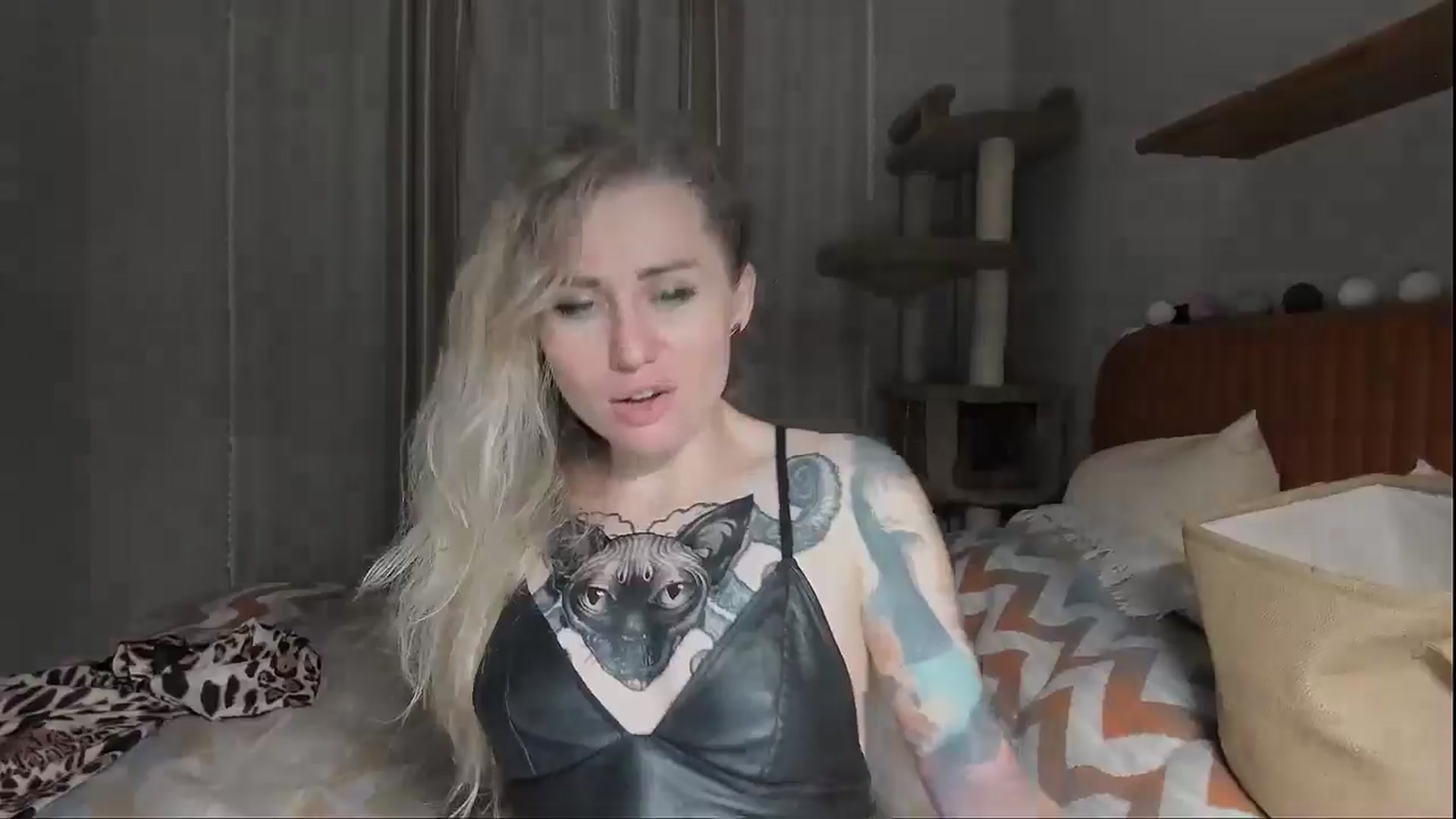 Gallery image thumbnail from Alexa_Smithhh's myfreecams stream on, 09/20/2025, 18:11 image 6 of 20