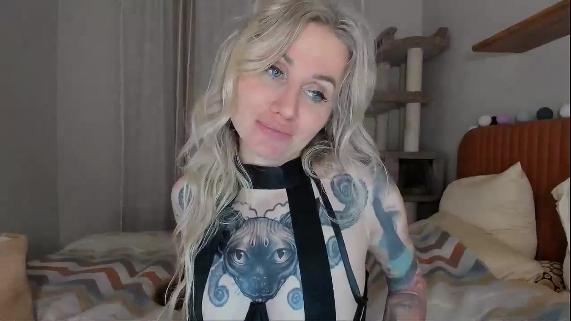 Gallery image thumbnail from Alexa_Smithhh's myfreecams stream on, 09/22/2025, 21:24 image 19 of 20