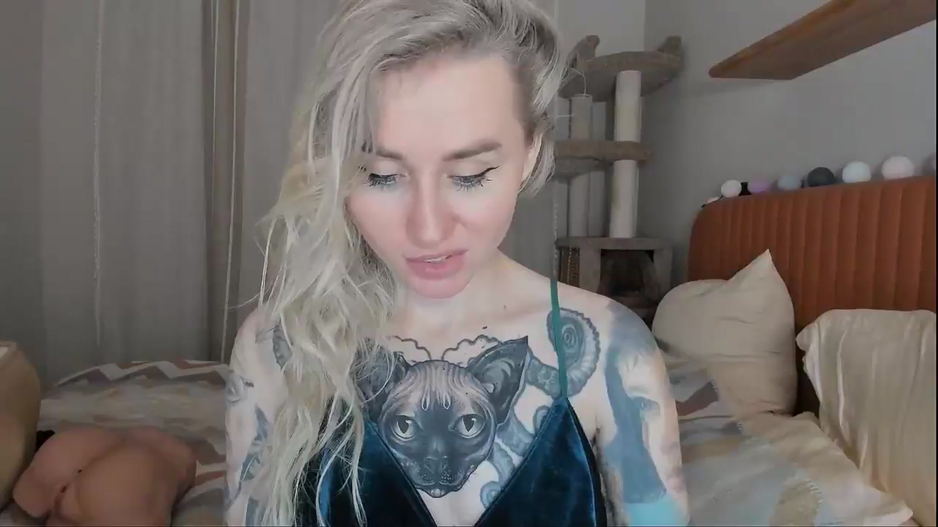 Gallery image thumbnail from Alexa_Smithhh's myfreecams stream on, 09/23/2025, 21:46 image 2 of 20