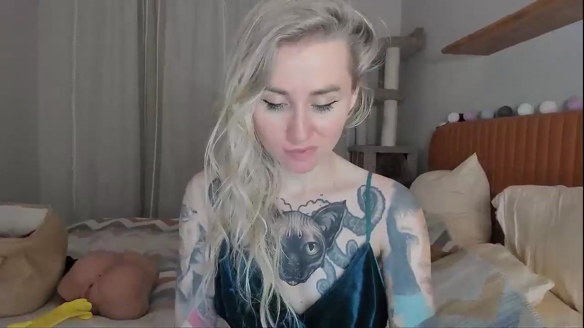 Gallery image thumbnail from Alexa_Smithhh's myfreecams stream on, 09/23/2025, 21:46 image 11 of 20