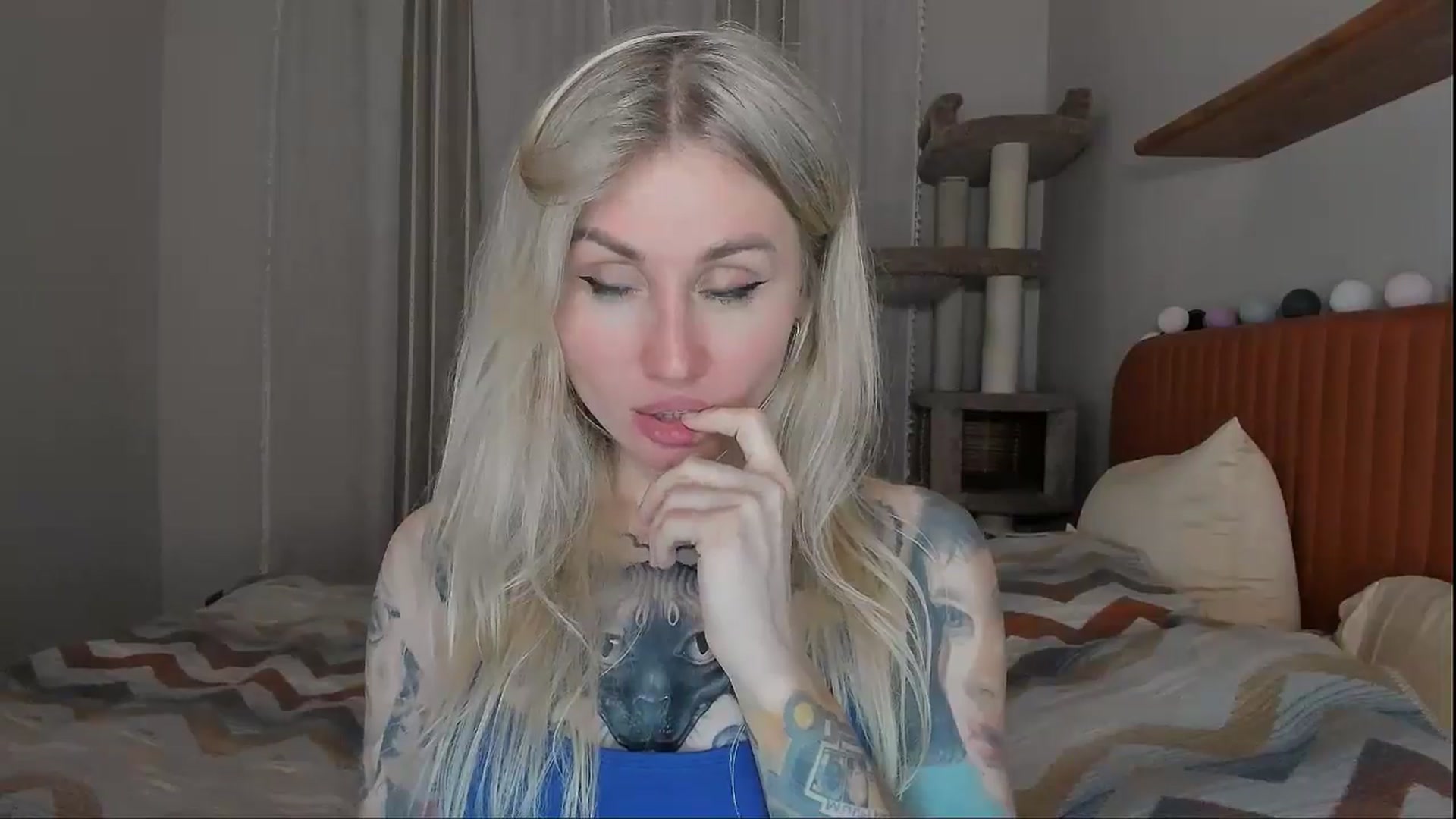 Gallery image thumbnail from Alexa_Smithhh's myfreecams stream on, 09/30/2025, 20:01 image 12 of 20