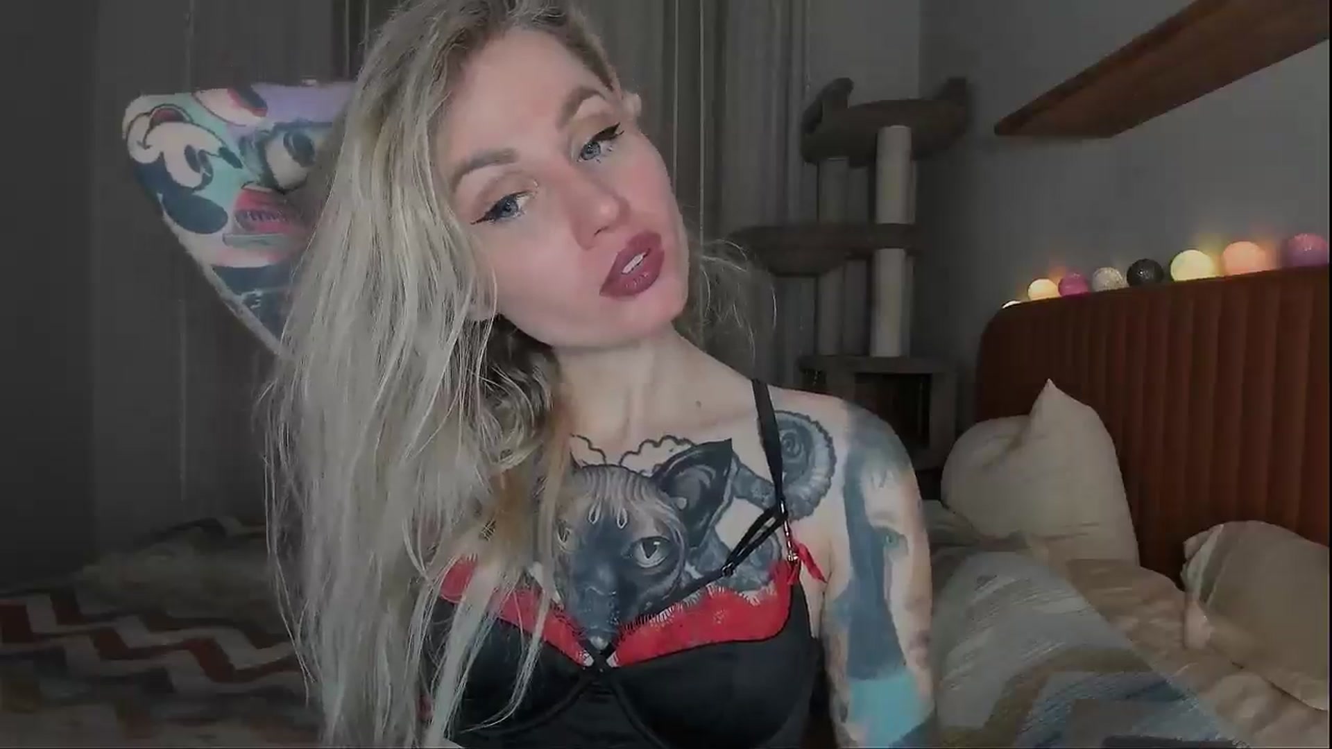 Gallery image thumbnail from Alexa_Smithhh's myfreecams stream on, 10/02/2025, 17:33 image 13 of 20