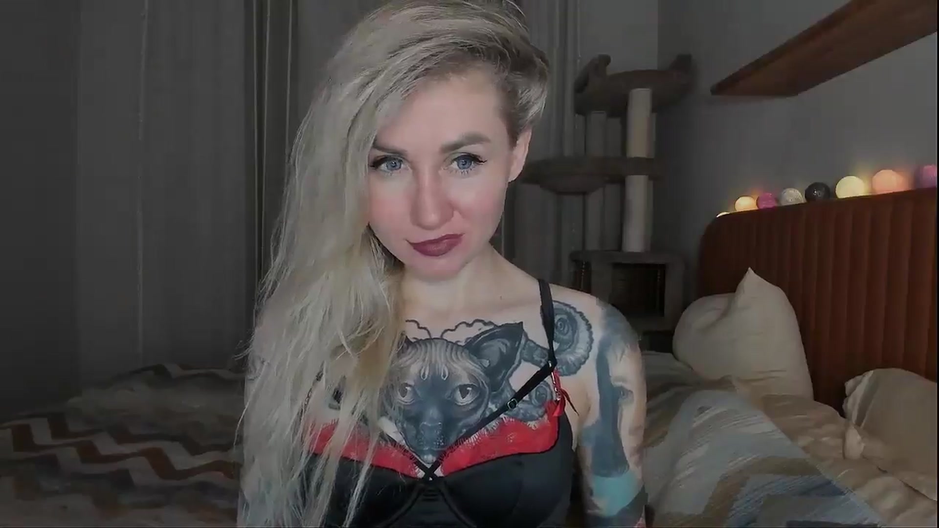 Gallery image thumbnail from Alexa_Smithhh's myfreecams stream on, 10/02/2025, 17:33 image 16 of 20