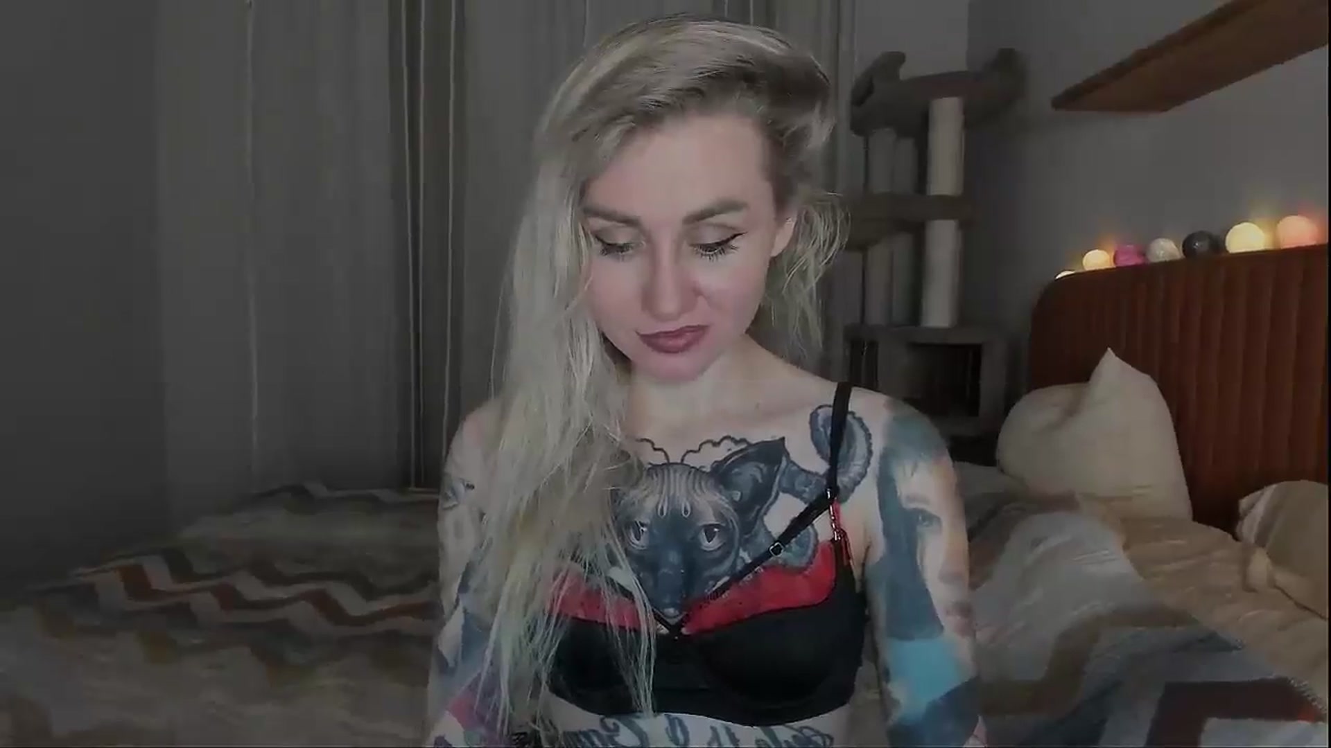 Gallery image thumbnail from Alexa_Smithhh's myfreecams stream on, 10/02/2025, 18:54 image 17 of 20
